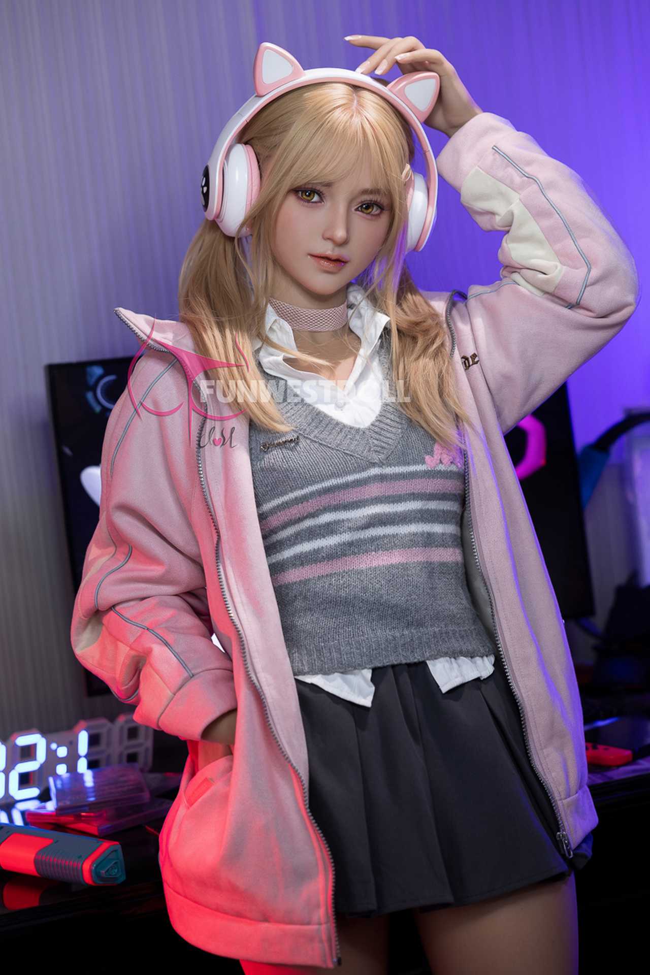 Funwest Evgeniya: 159cm TPE Doll with A-Cup Breasts and Gaming Enthusiasm (USA Stock)